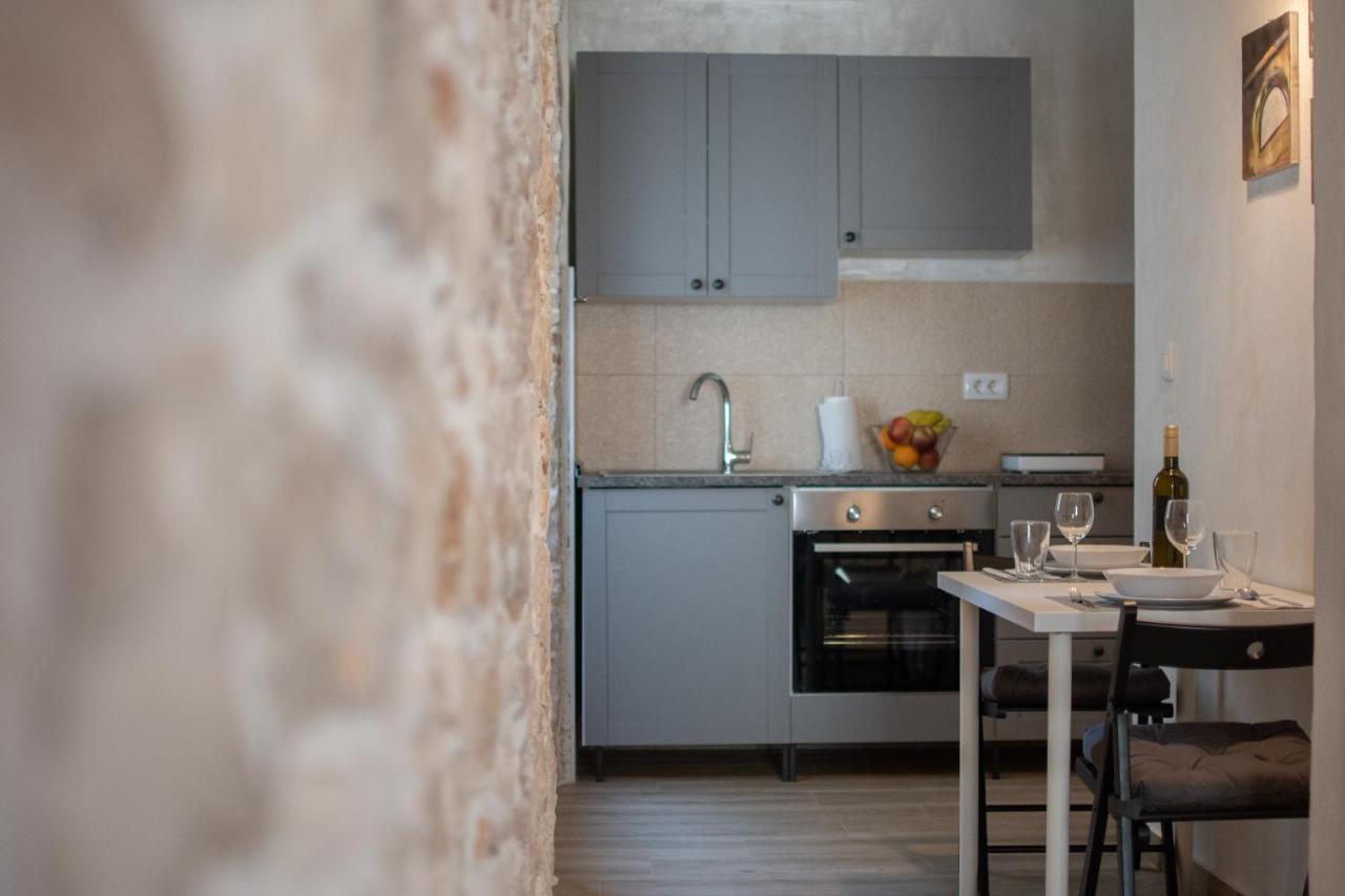 Apartments Nesatcium Pula Exterior photo